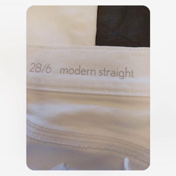 Ann Taylor Loft White Modern Straight Jeans Size 28/6 - Picture 7 of 8
